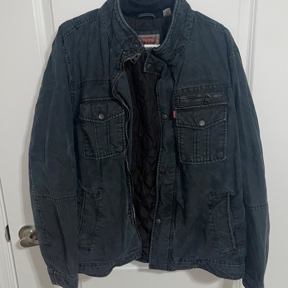 Levi’s black denim jacket